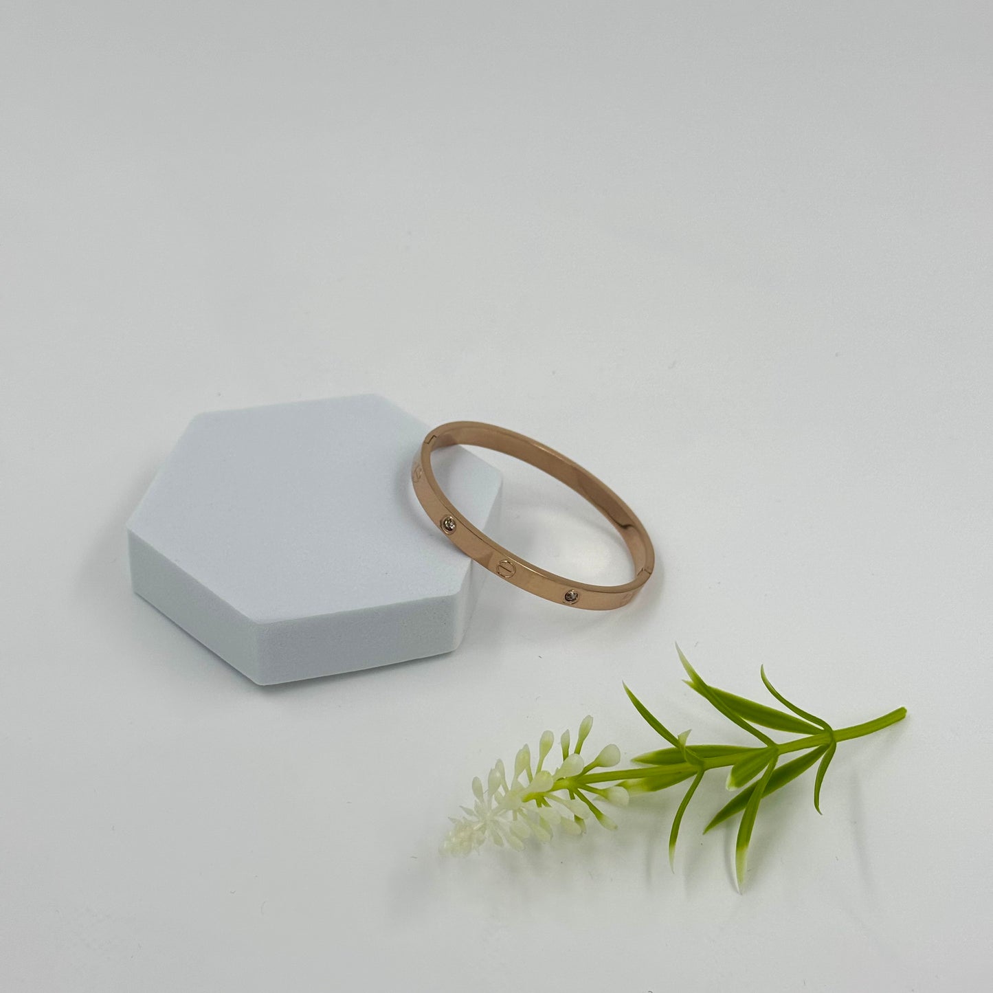 High Quality Stainless Steel Anti Tarnish Kada/Bangle for girls